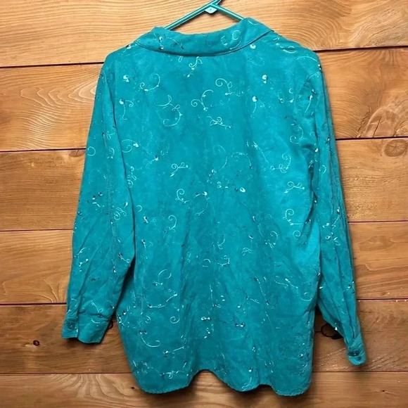 Studio Works Women button down soft top 2X Polyester embroidered business casual - Picture 7 of 8